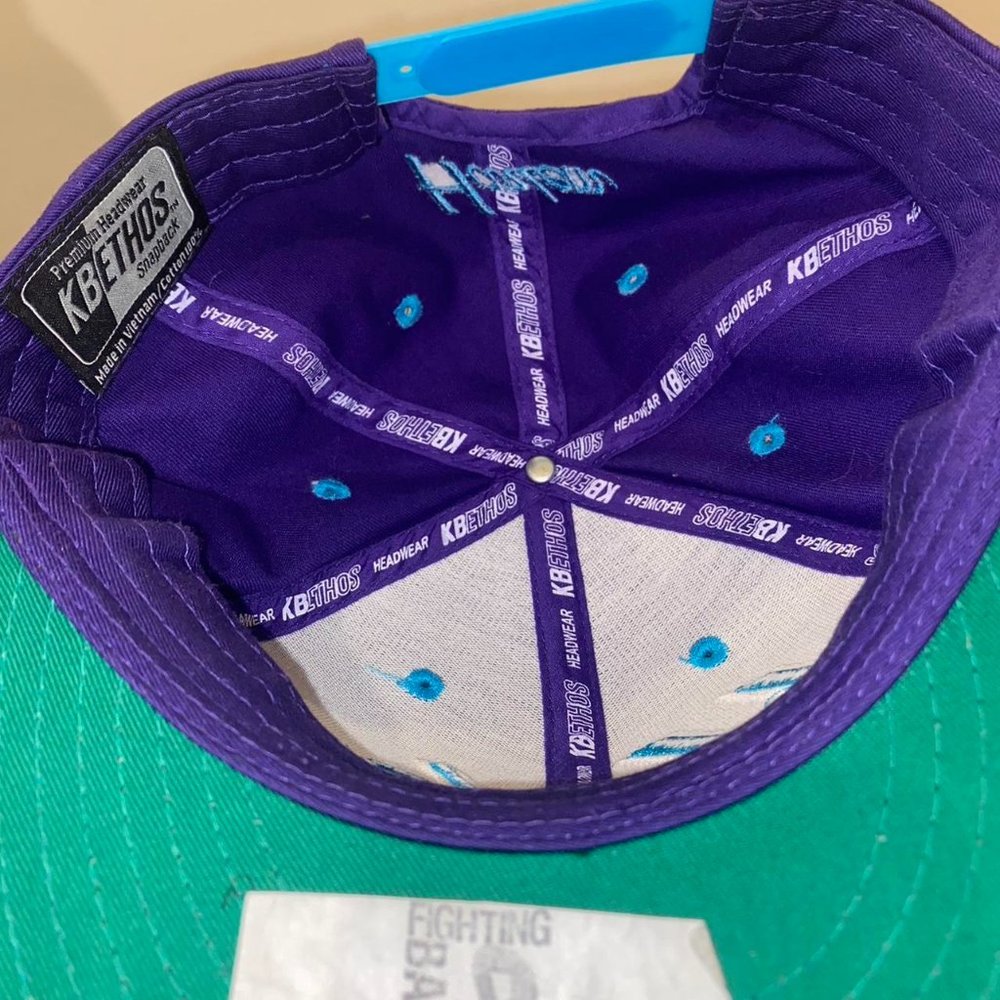 HAT - Picture 2 of 4